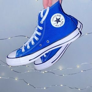 blue converse